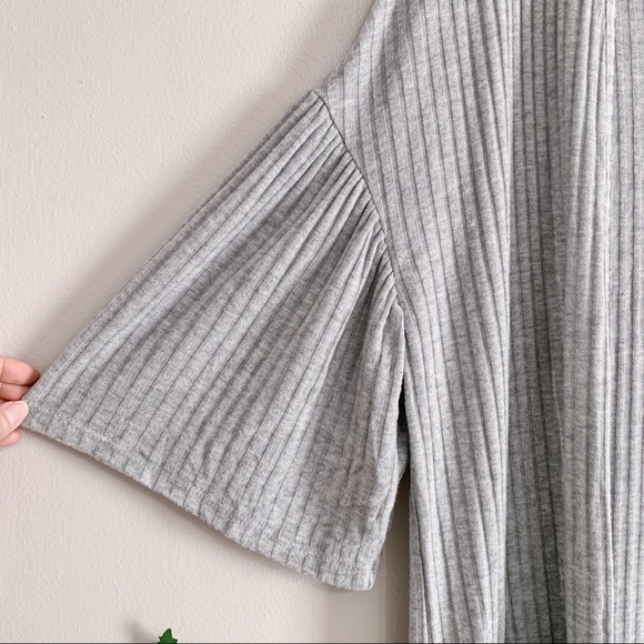 Stars Above Women’s Gray Short Bell Sleeve Wide Rib Robe - Picture 6 of 8